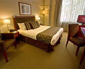 Rendezvous Hotel Brisbane Anzac Square - E Caravan Parks 2