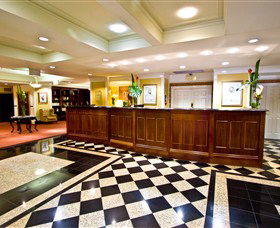Rendezvous Hotel Brisbane Anzac Square - E Caravan Parks 1