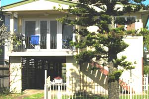 Amanda Stichbury Holiday Guide - E Caravan Parks 0