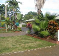 Beachmere Palms Motel - E Caravan Parks