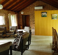 Coucals of Mount Crosby - E Caravan Parks