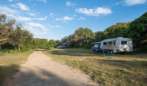 Racecourse Campground - E Caravan Parks 0
