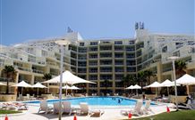 The Tantra Apartments At Ettalong Beach Resort - E Caravan Parks 1