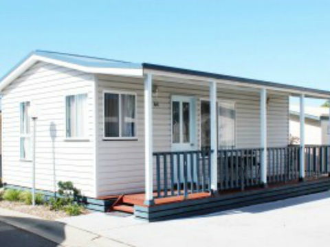 Redhead Beach Holiday Park - E Caravan Parks 0