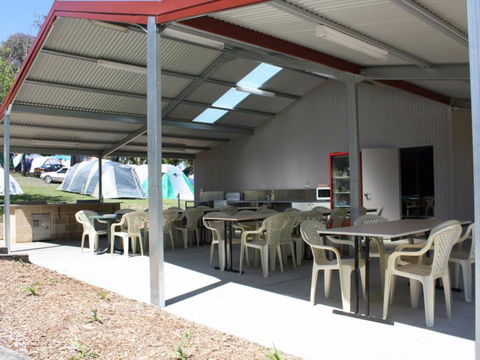 BIG4 Bathurst Panorama Holiday Park - E Caravan Parks 1