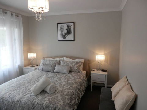 Mia Motel - E Caravan Parks 3