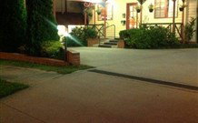 Comfort Inn Sovereign Gundagai - E Caravan Parks 1
