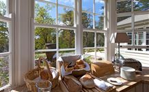 Parklands Country Gardens And Lodges - E Caravan Parks 1