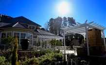 Parklands Country Gardens And Lodges - E Caravan Parks 5