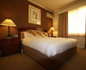Quality Inn Country Plaza Queanbeyan - Queanbeyan - E Caravan Parks 2