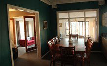 Ingleden Park Bed And Breakfast Farmstay Cottages - E Caravan Parks 1