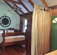 Coach Cottage - E Caravan Parks