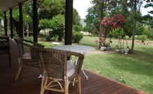 Araluen Old Courthouse Bed And Breakfast - E Caravan Parks 1