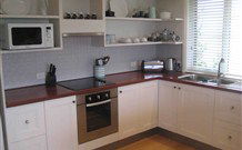 Aurelias Farm Bed And Breakfast - E Caravan Parks 5