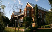 Lanigan Abbey Bed And Breakfast - E Caravan Parks 0