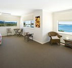 Solitary Islands Lodge Bed  Breakfast - E Caravan Parks