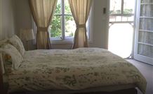 The River Bed And Breakfast - E Caravan Parks 2