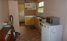 Acacia Cottages - E Caravan Parks 0