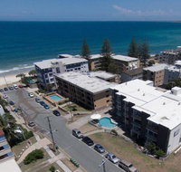 Merrima Court Holiday Apartments - E Caravan Parks