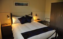 Snowy View Cottage - E Caravan Parks 0