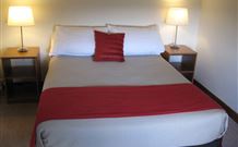 Sutton Tops Cottage - E Caravan Parks 1