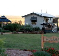 Mulanah Gardens Bed and Breakfast Cottages - E Caravan Parks