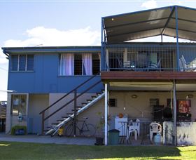 Gladstone Backpackers - E Caravan Parks 0