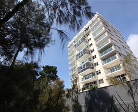 84 The Spit Holiday Apartments - E Caravan Parks 2