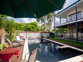 Villa Cavour Bed And Breakfast - E Caravan Parks 1
