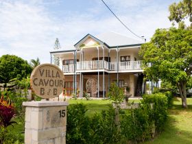 Villa Cavour Bed And Breakfast - E Caravan Parks 0