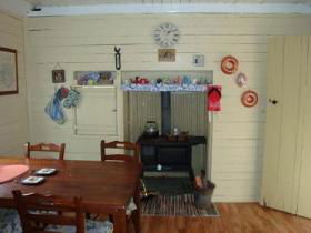 Rachels Cottage - E Caravan Parks 1