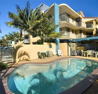 Surf Club Apartments - E Caravan Parks
