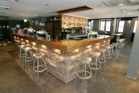 Heritage Hotel - E Caravan Parks 8