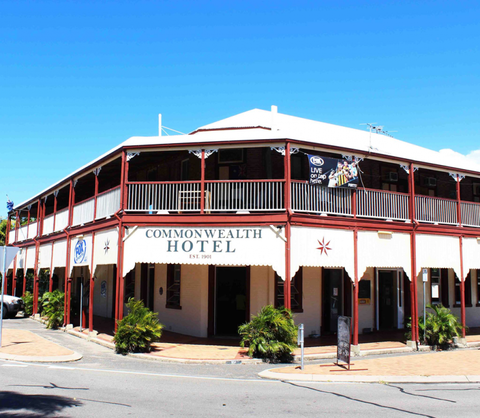 Commonwealth Hotel - E Caravan Parks 7