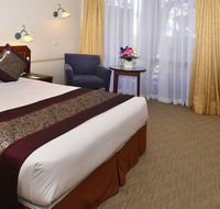 BEST WESTERN Twin Towers Inn - E Caravan Parks