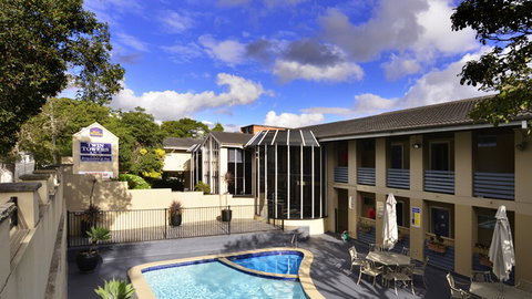 BEST WESTERN Twin Towers Inn - E Caravan Parks 5