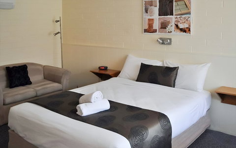 Best Western Melaleuca Motel - E Caravan Parks 2