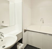 Best Western Plus Ballarat Suites - E Caravan Parks