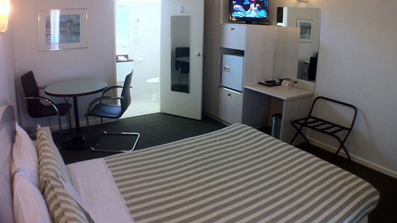 Avondale Heights VIC E Caravan Parks