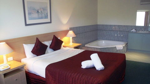BEST WESTERN Sandown Heritage Motel - E Caravan Parks 2