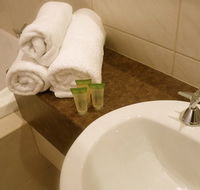 BEST WESTERN Wyndhamere Motel - E Caravan Parks