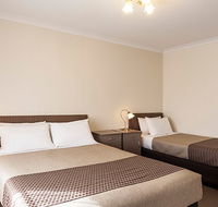 BEST WESTERN Olde Maritime Motor Inn - E Caravan Parks