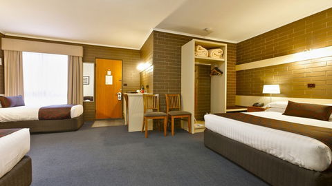 Stagecoach Motel - E Caravan Parks 2