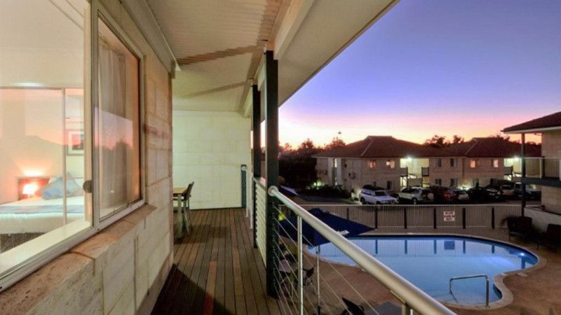  E Caravan Parks