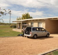 Cervantes Holiday Homes  Units - E Caravan Parks