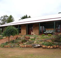 Yayl Lodge Bed  Breakfast - E Caravan Parks