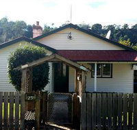Brothers Town Cottage - E Caravan Parks