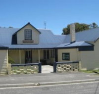 Gladstone Hotel - E Caravan Parks