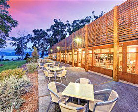 Stewarts Bay Lodge - E Caravan Parks 2