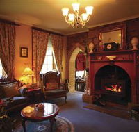 Oatlands Lodge Colonial Accommodation - E Caravan Parks